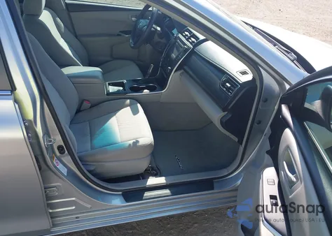 2017 Toyota Camry Le из США, поврежденный, VIN 4T1BF1FK1HU647903